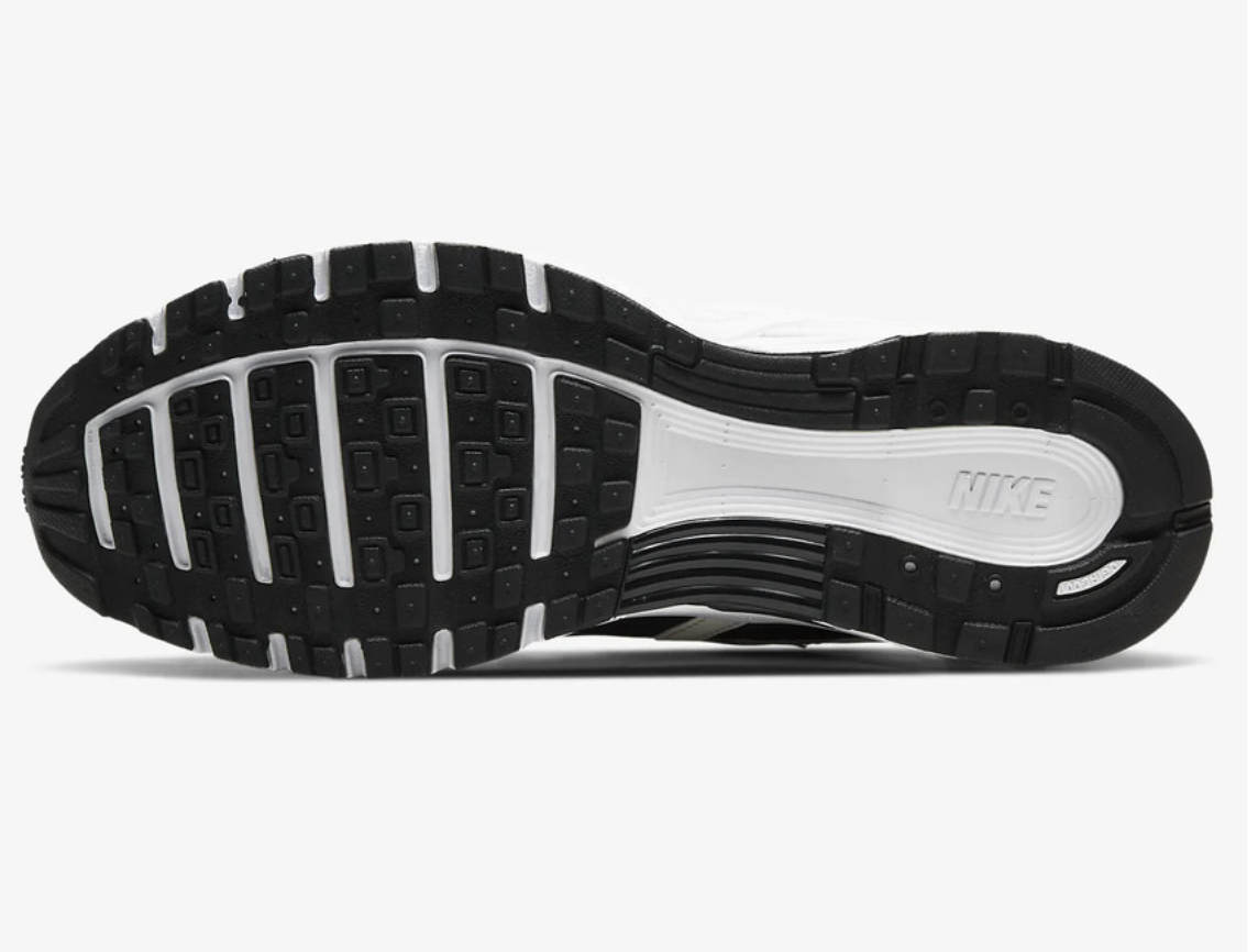 나이키 P-6000 블랙 코코넛 밀크 실버FV6603-100