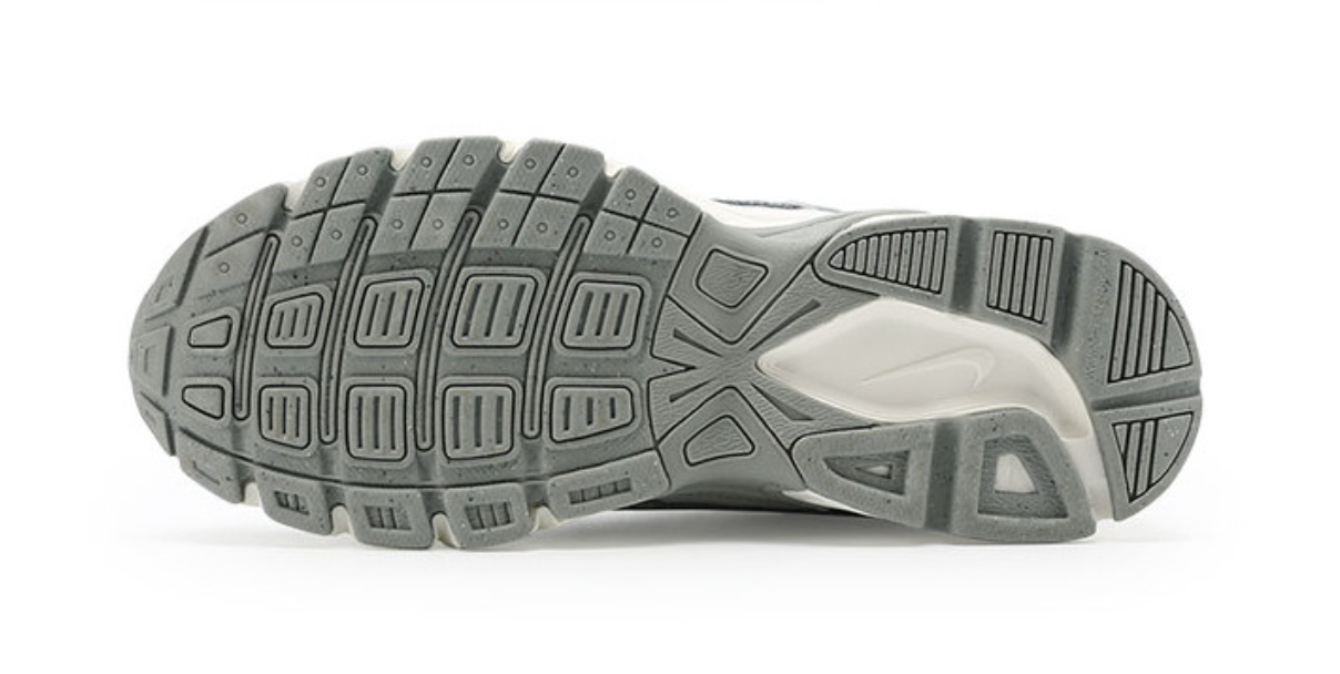 나이키 이니시에이터 HQ1511 121